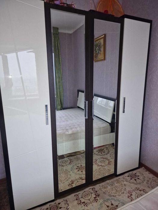 Срочно продам спальный гарнитур