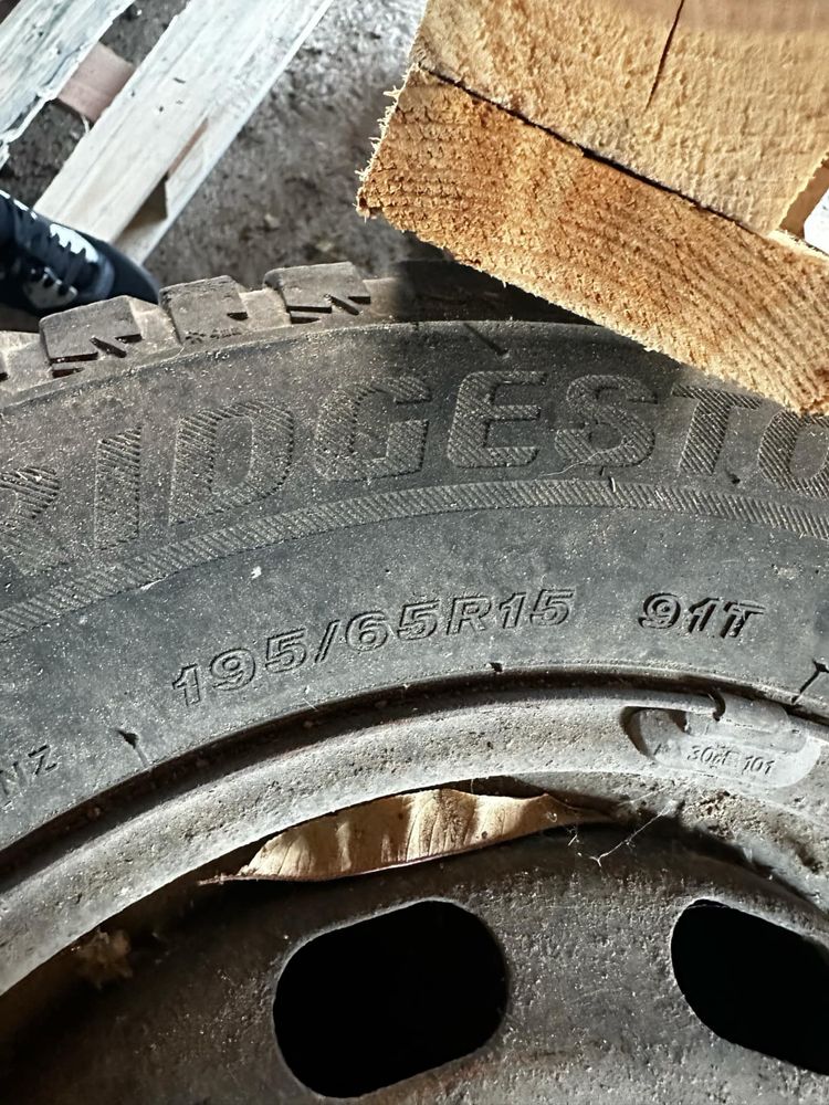 Джанти железарки 16” 5х100 със зимни гуми bridgestone 195/65R16