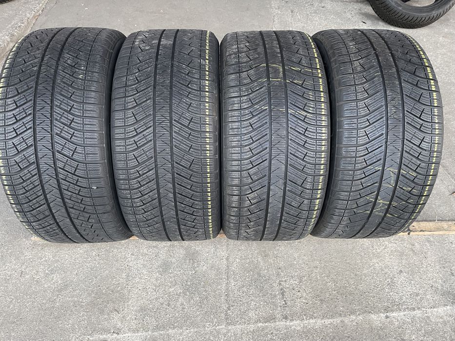 4 anvelope de iarna 295/40/20 Michelin