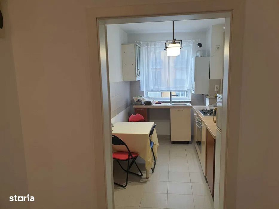 Apartament 2 camere zona Avantgarden mobilat(loc de parcare )