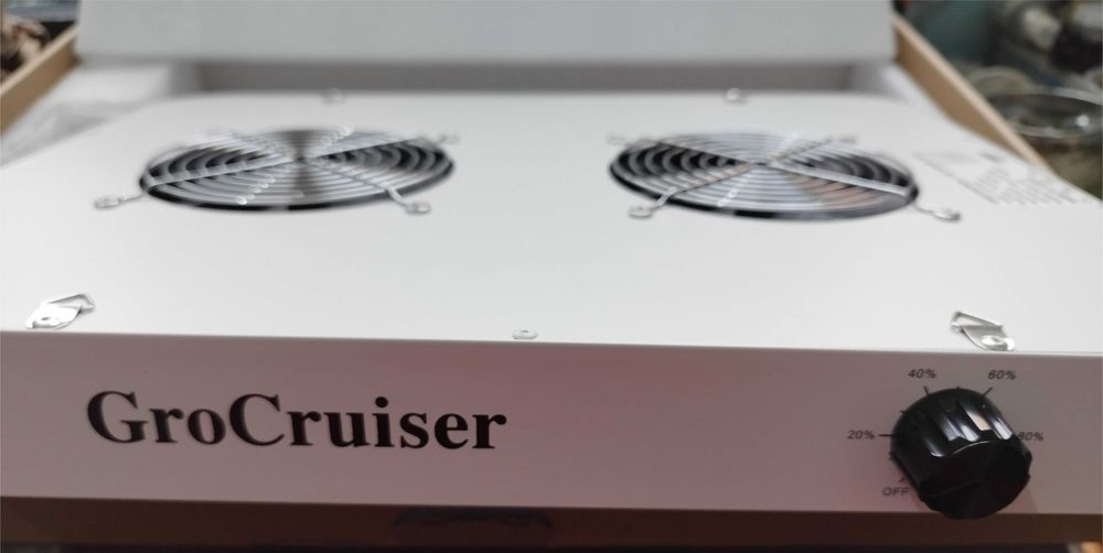 LED лампа за отглеждане на растения GL-CR1200