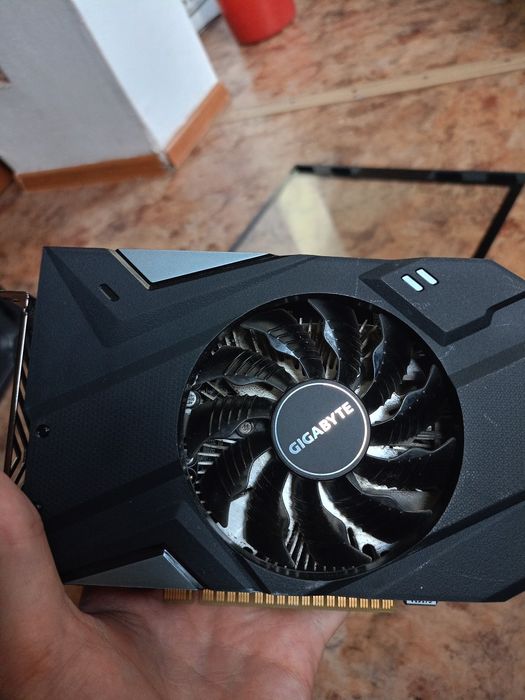 Видеокарта GIGABYTE GeForce GTX 1650 Super