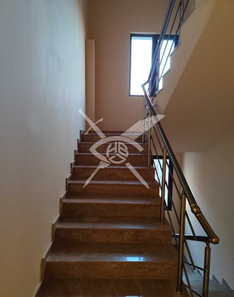 Продава се Двустаен апартамент в Китен - 140 кв.м за 796 €/кв.м - Снимка #11