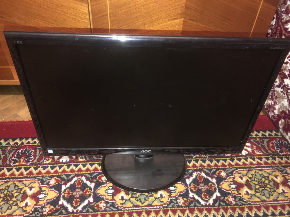 Monitor LCD AOC aproape nou