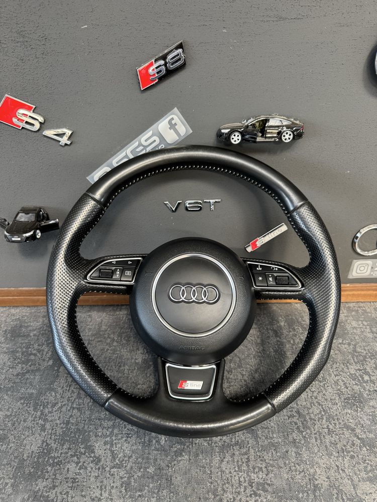 Dezmembrez Audi Q3 8u body kit RSQ3 2014 portiere led