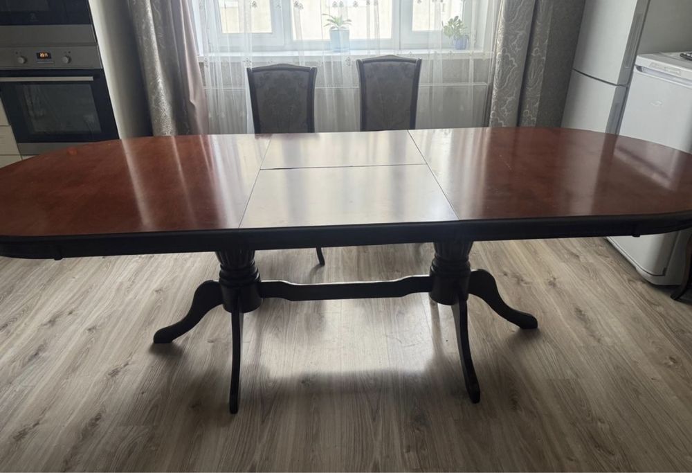 Продам стол со стульями
