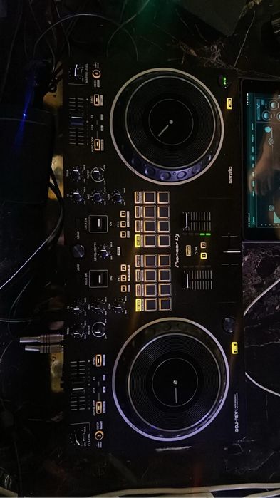 ddj rev1 , Диджейский пульт