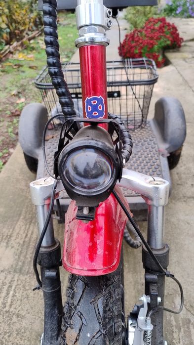 Триколка Telstar