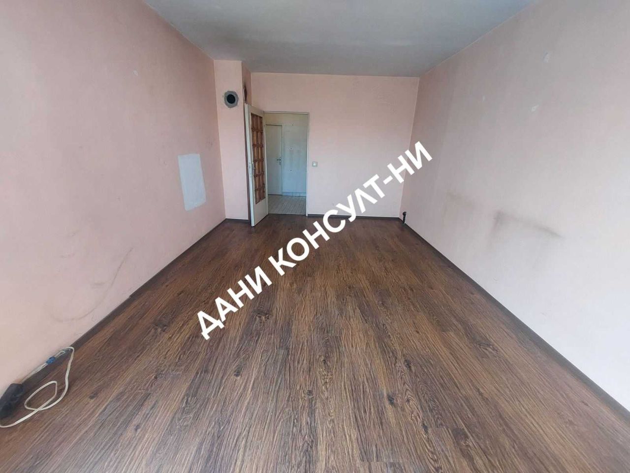 Продава се Тристаен апартамент в Велико Търново, Акация - 77 кв.м за 793 €/кв.м - Снимка #3