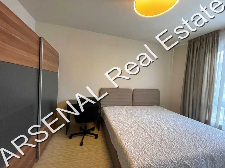 Дава се под наем Тристаен апартамент в София, Изток - 110 кв.м за 1200 € - Снимка #4