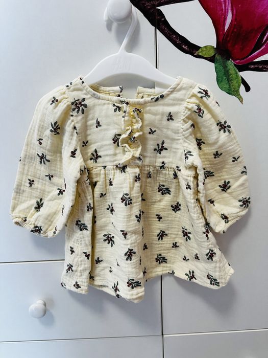 Rochita H&M marimea 68 sau 4-6 luni