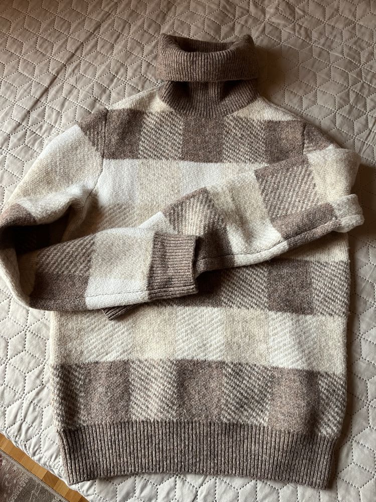 Пуловер Mohito