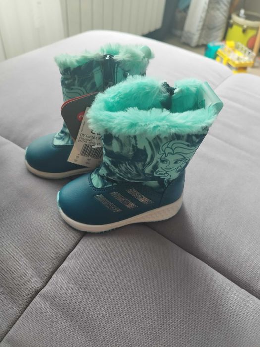 Чисто нови апрески Adidas, р-р 20(21] за момиче, Замръзналото кралство