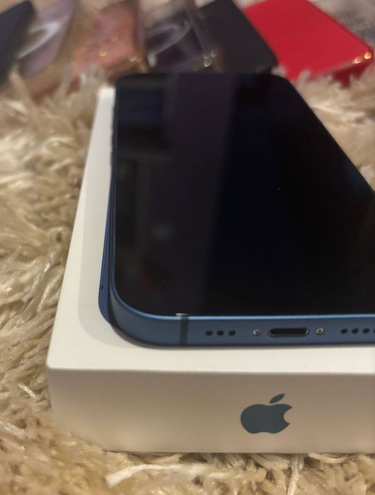 iPhone 13, full box, impecabil
