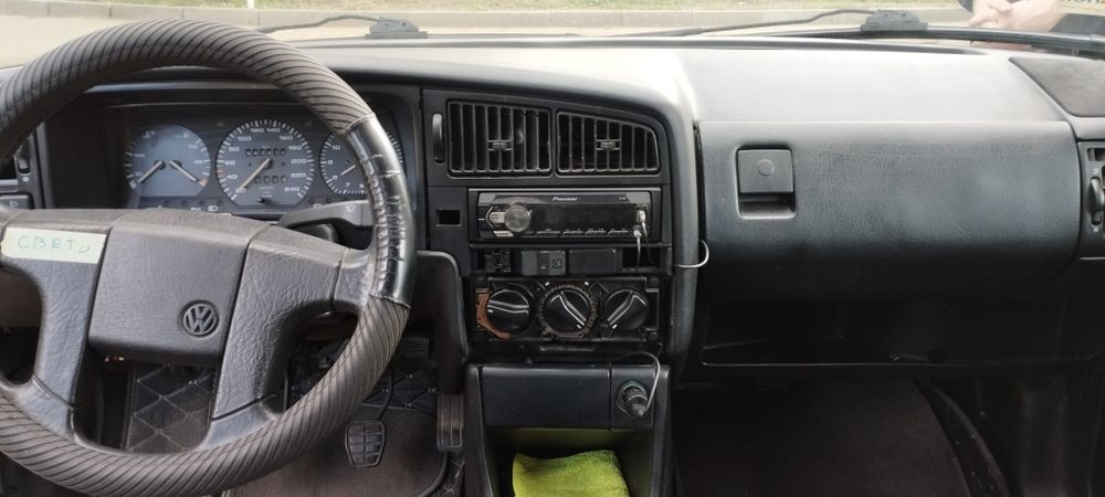 Пассат Б3 1.8 моно