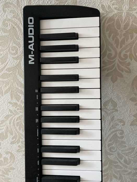 Midi Клавиатура M-Audio #синтезатор
