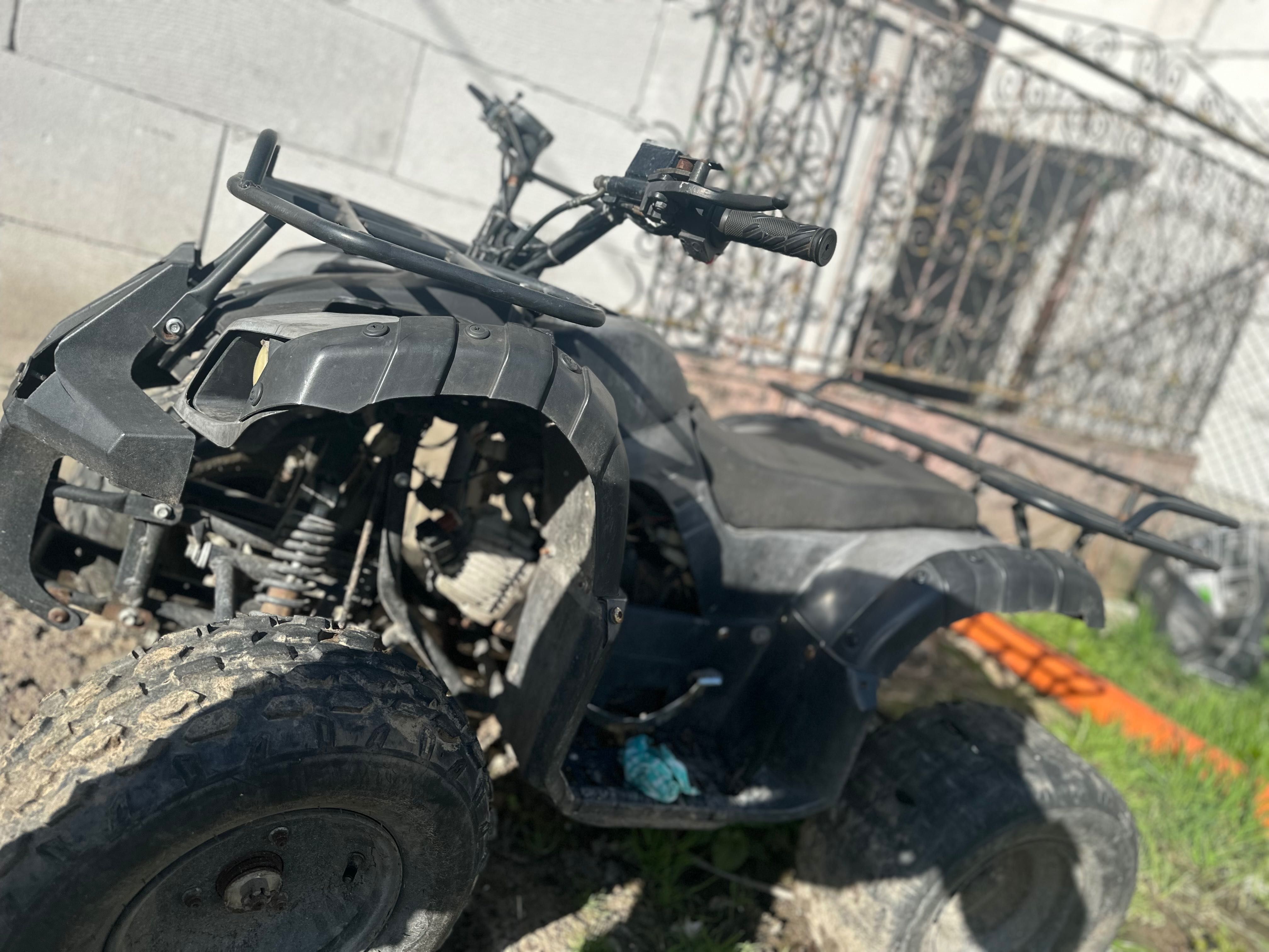 atv 125ccc vând urgent