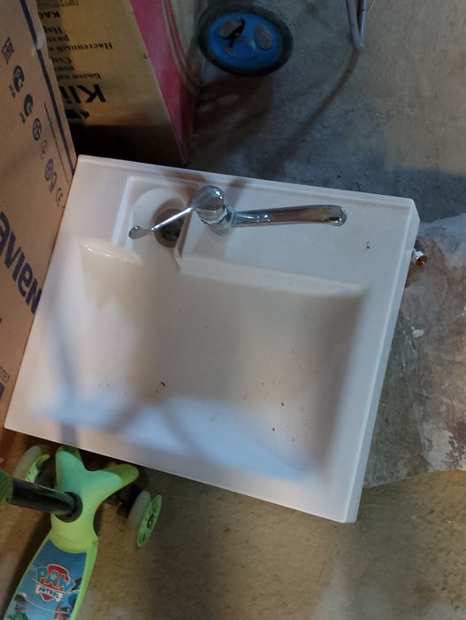 Раковина  продается