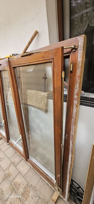 Geam din lemn, cu sticlă termopan