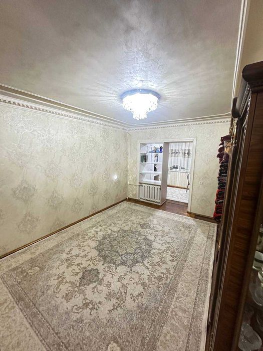 Тинчлик 2/1/5 кирпич 77 серия 
комнаты совмещенный