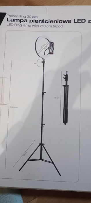 Lampa circulară cu LED