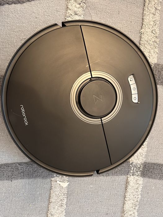 Robot aspirare Roborock Q7 Max, statie inteligenta de golire a sacului