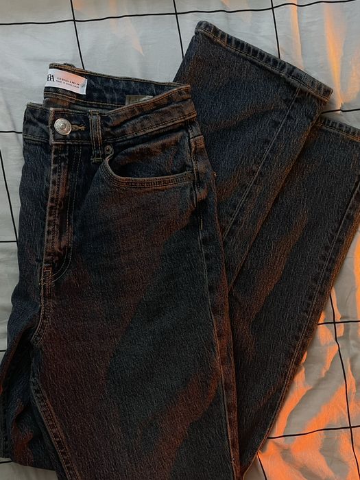 Нови дънки на Zara