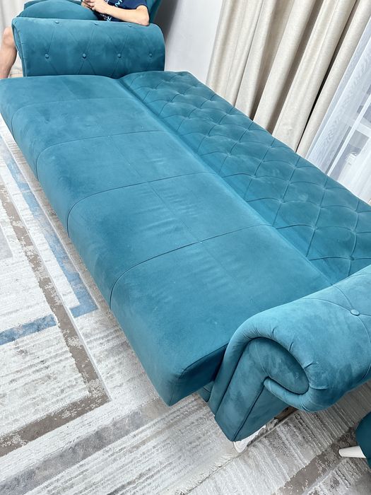 Диван и два кресла