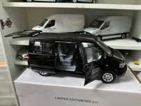 Macheta Vw multivan t5 norev 1:18