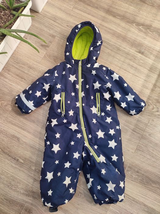 Продам комбинезоны детские