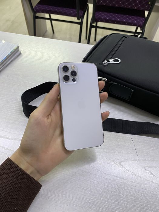 Продам Айфон 12Pro 128gb