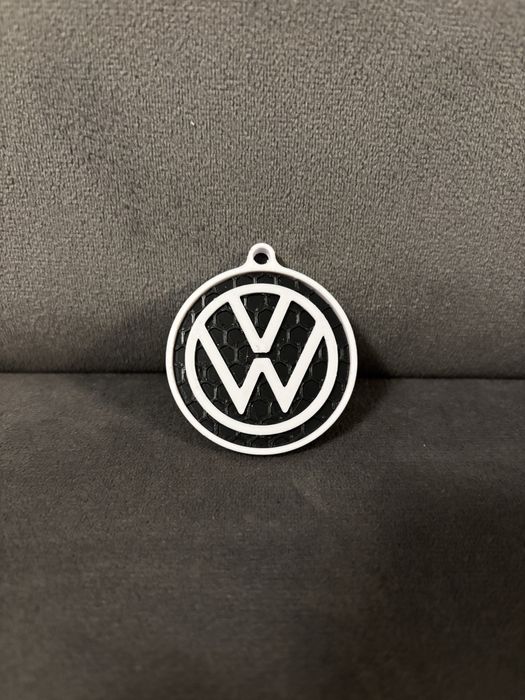 3д принтирани ключодържатели - VAG