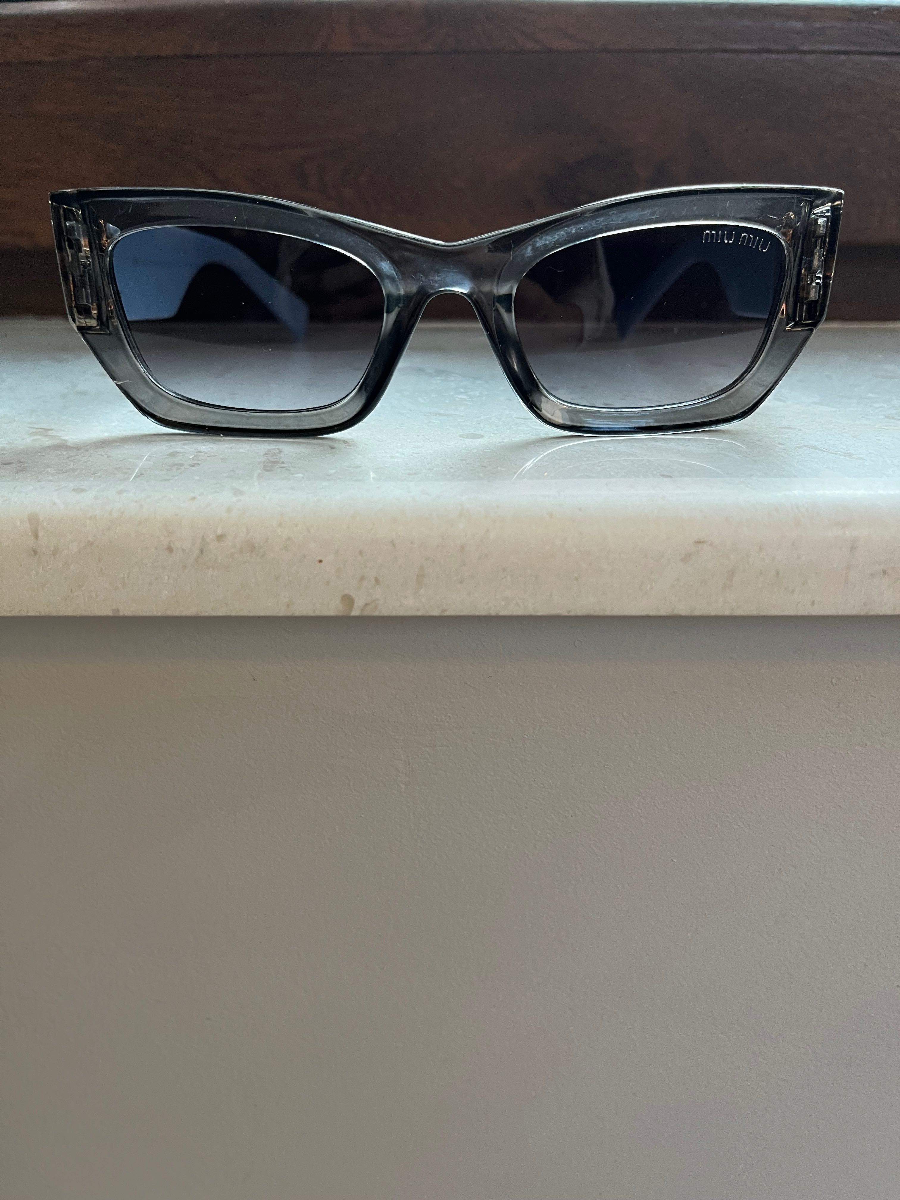 Слънчеви очила Miu Miu