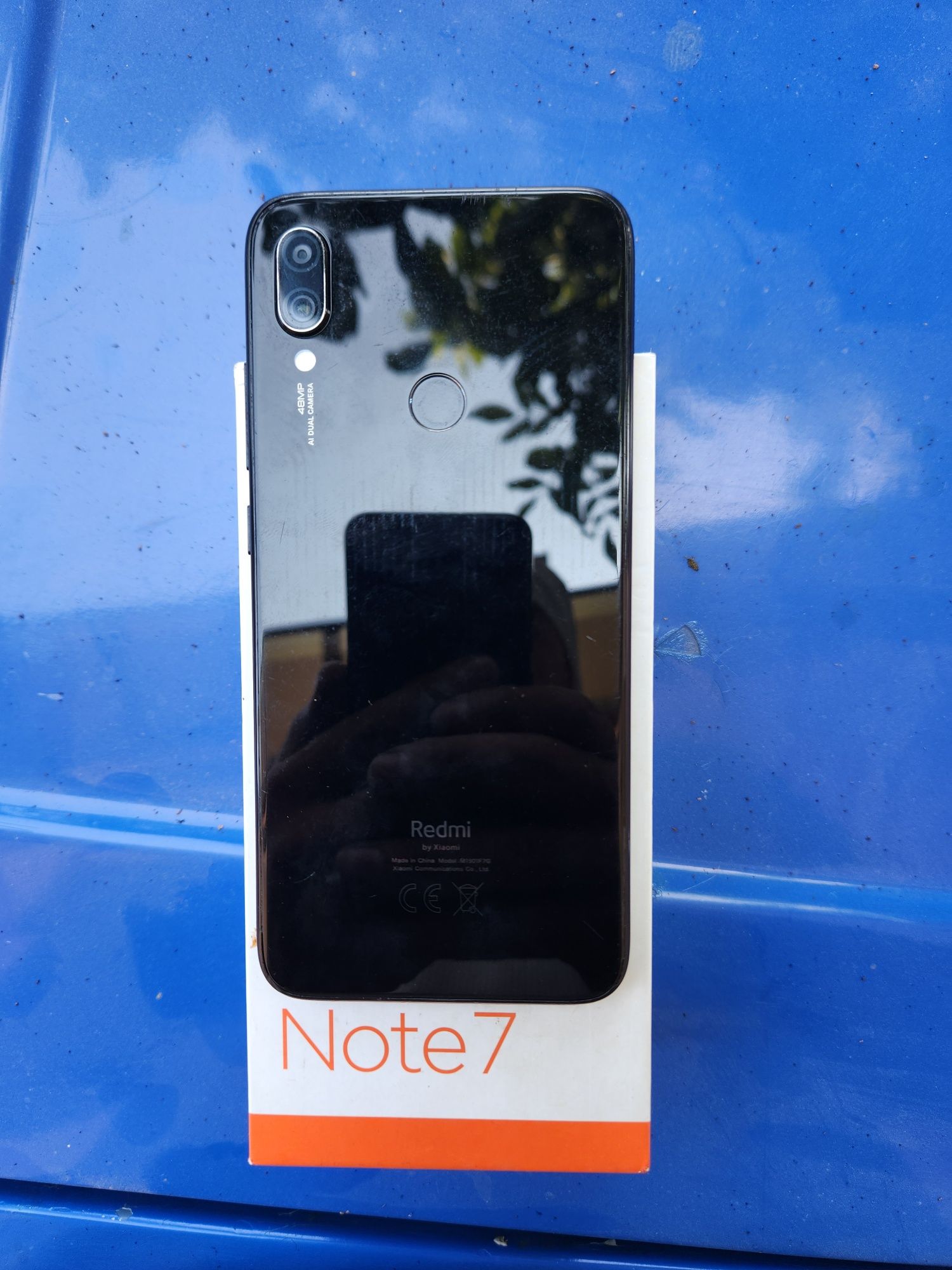 Telefon sotiladi holati yaxshi