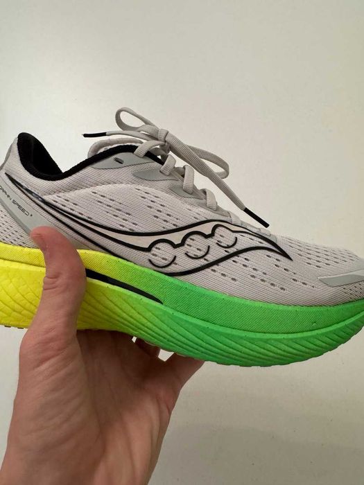 Saucony Endorphin speed 3