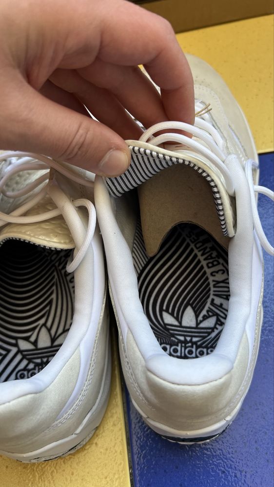 Adidas skateboarding маратонки 45 и 1/3 нови