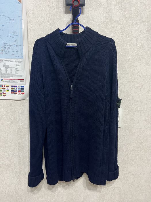 свитер stone island