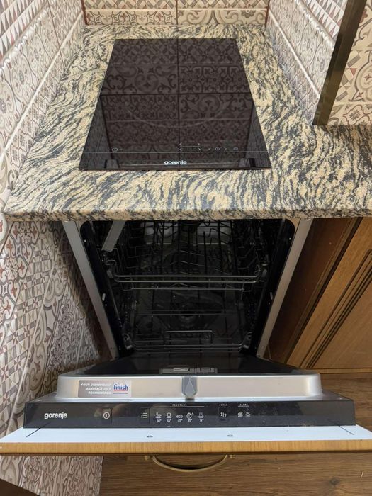 Дава се под наем Едностаен апартамент в Пловдив, Център - 40 кв.м за 900 € - Снимка #6