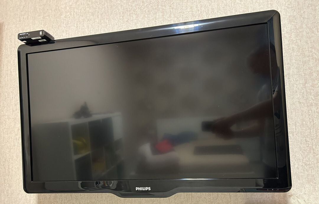 Телевизор Philips 42 диагональ