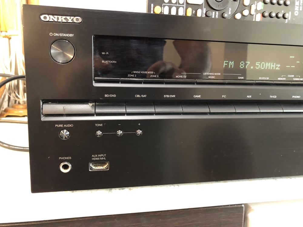 Onkyo TX-NR737 Bluetooth Wi-Fi