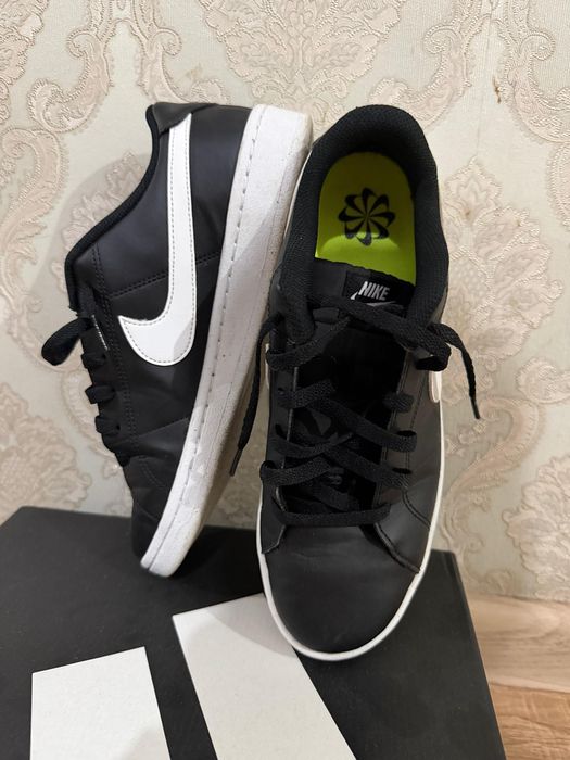 Обувь для мужчин кроссовка