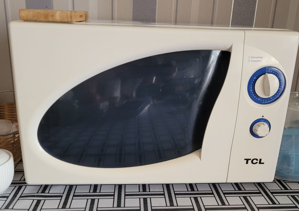 Микроволновка TCL — отличное состояние!