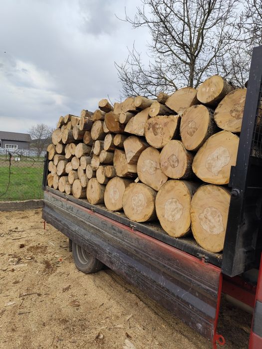 Vând lemne de foc 6 metri la preț de 2000 lei