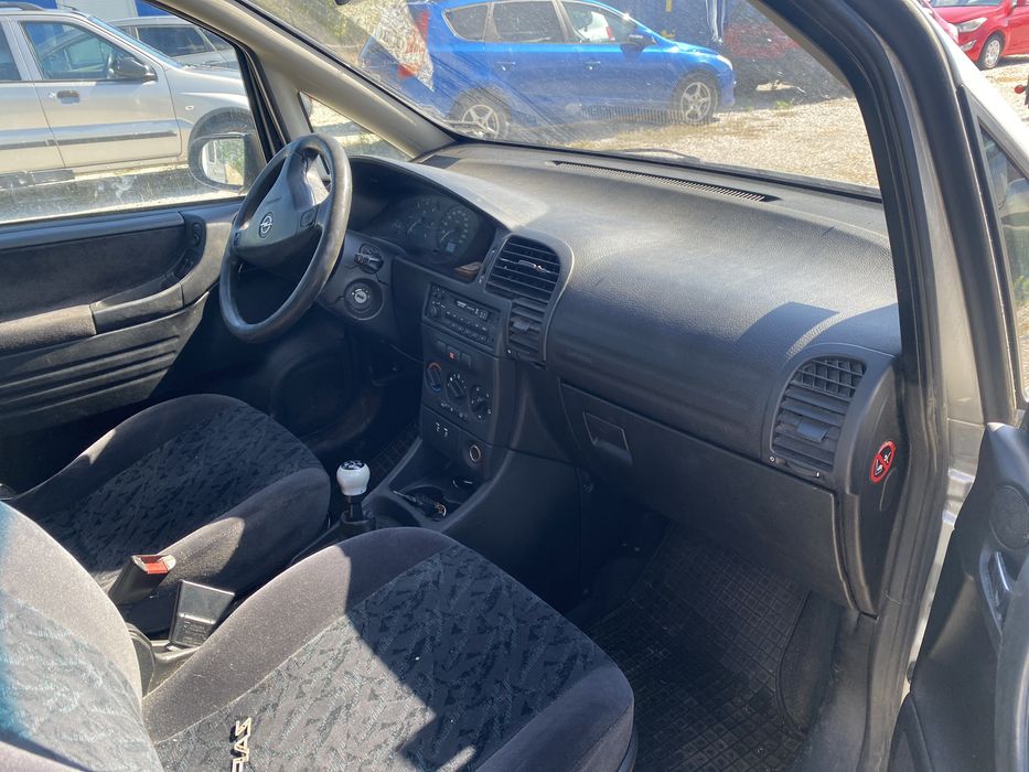 Опел Зафира 2.0 дизел 101кс на части