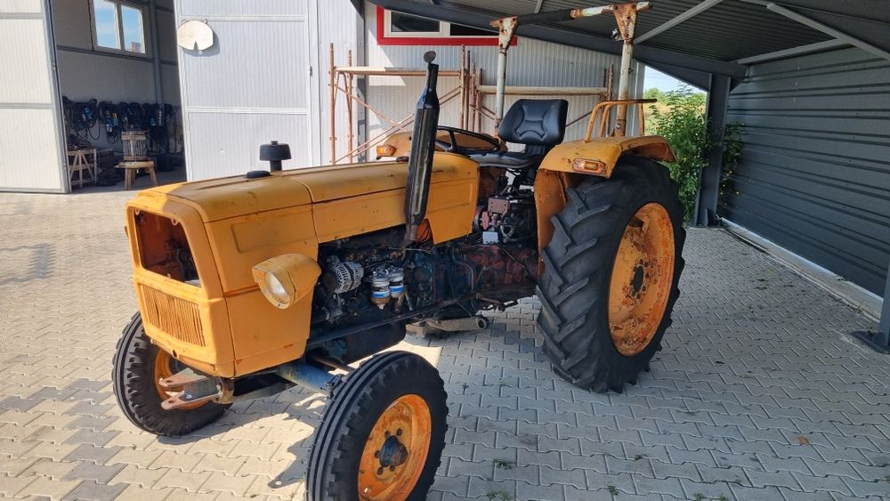 Tractor John Deere 1640  , fiat 415