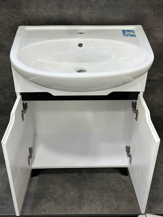 Tumbali rakvina Тумбали Раковина