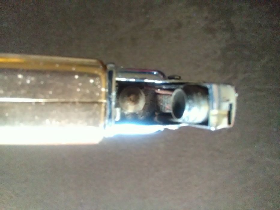 Стара табакера със бензинова запалка