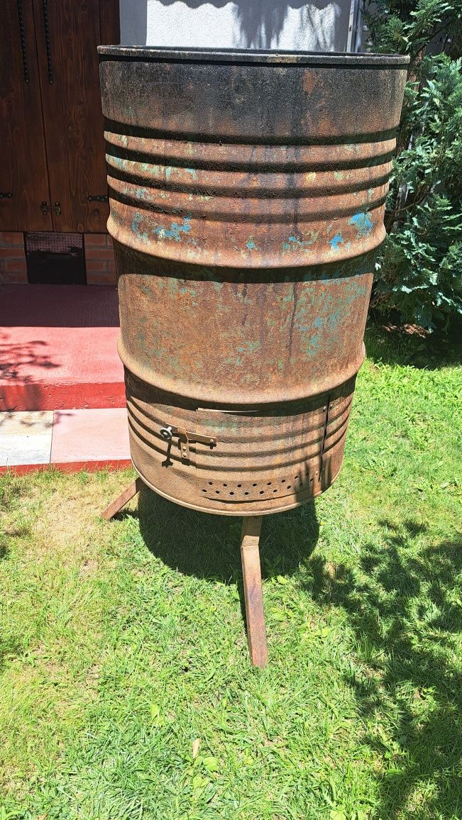 Afumătoare la cald.