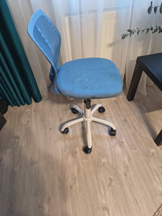 Scaun reglabil pentru copil