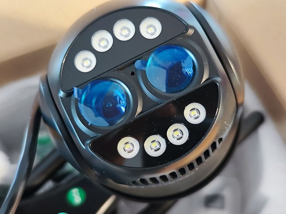 Cameră de supraveghere 4K (360, IR, Tracking, Microfon, etc)